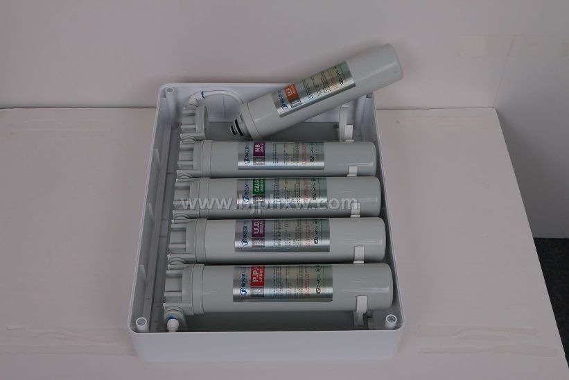 卡接家用净水器 安装方便 没有售后